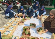 Inovasi Ramah Lingkungan: UMKU Distribusikan 2.300 Daging Kurban dengan Daun Jati