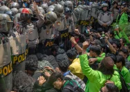 Krisis Politik di Bolivia: Menteri Pertahanan Mengundurkan Diri di Tengah Aksi Protes Besar-besaran