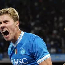 Rasmus Højlund se une al Napoli: Un nuevo capítulo en su carrera futbolística